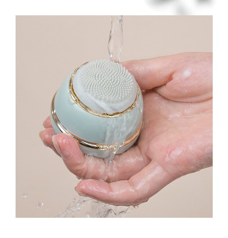 Set Perie Faciala Electrica Wireless pentru curatarea tenului cu Statie de Andocare UV